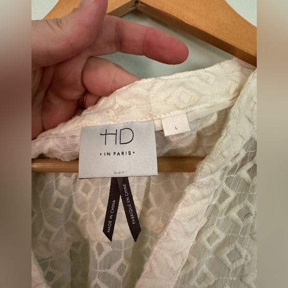 Sleeveless White Lace hi-lo tunic - Picture 4 of 5